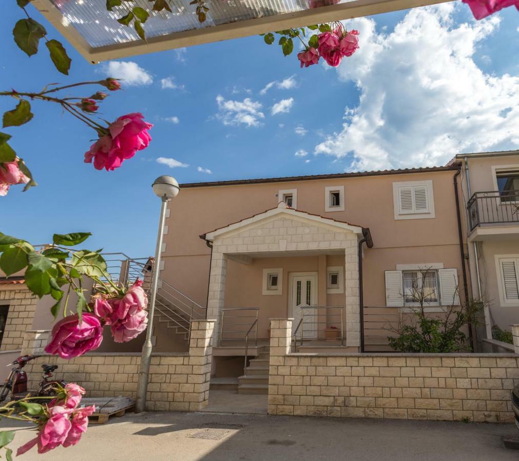 Apartments Gabelic Хвар Екстериор снимка